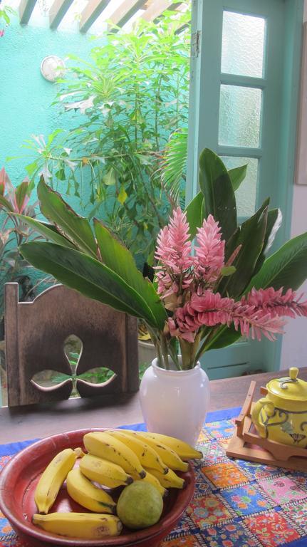 Alfazema Cultural Bed And Breakfast Arembepe Esterno foto