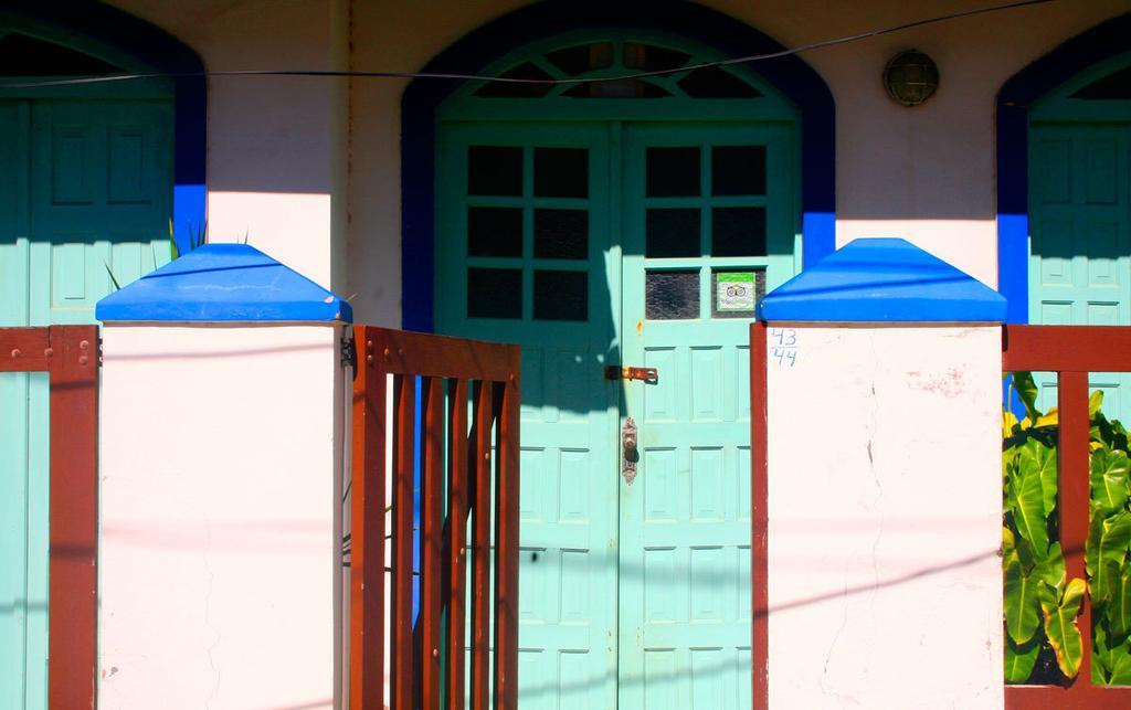 Alfazema Cultural Bed And Breakfast Arembepe Esterno foto